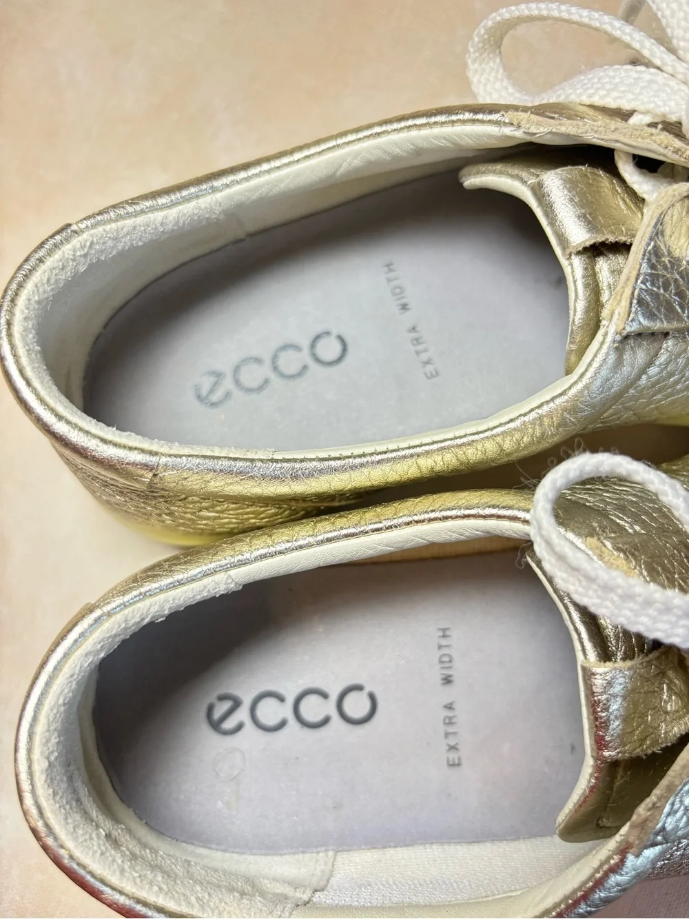 Ecco Soft 7 Gold Metallic Sneakers, size 40 Leather Lace-Up Sneakers - Women